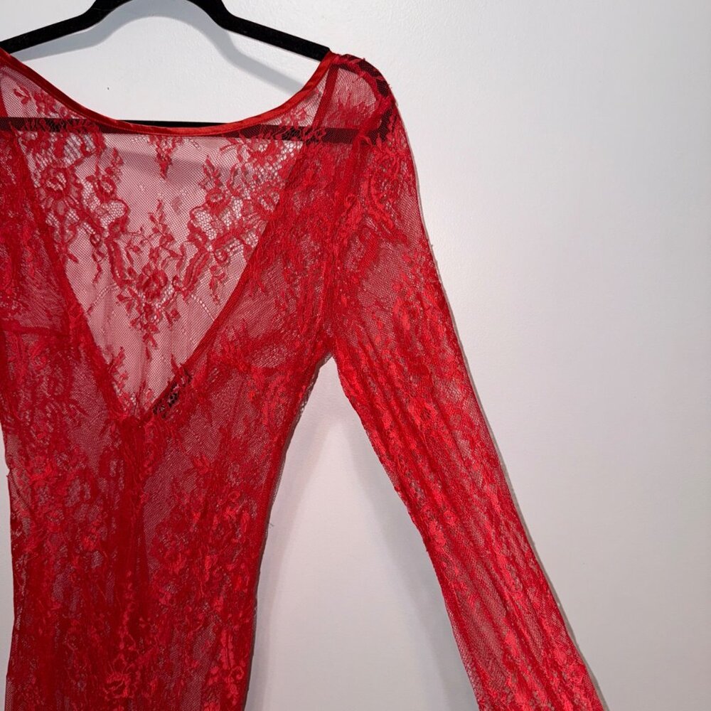 Sheer Red Lace Long-Sleeve Maxi Dress Deep V-Back By Fashion Nova Size M - Picture 3 of 7